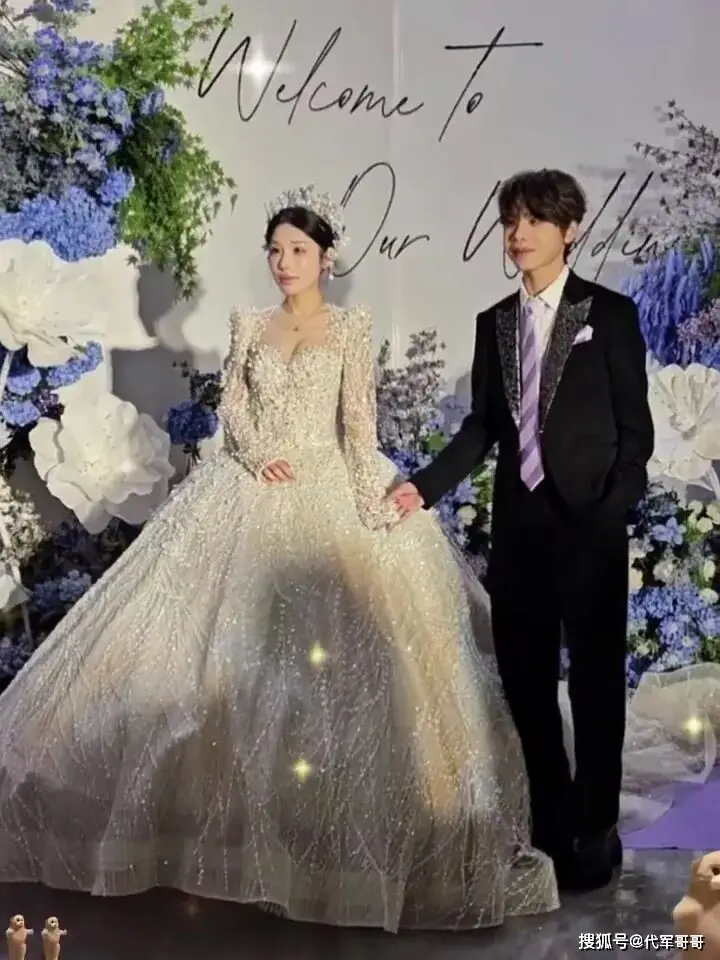 _唐禹哲被曝恋网红_被曝有狐臭的女明星