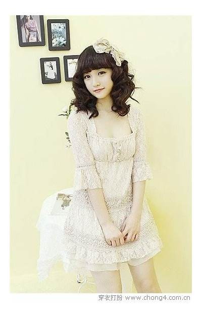 "新萝莉吧：最新萝莉服装搭配和可爱造型分享平台"