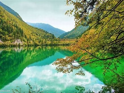 "美景之屫2下载：体验全新篇章，升级震撼视效"